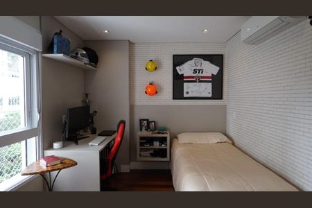 Apartamento para alugar com 210m², 3 quartos e 3 vagas