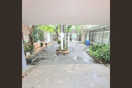 Casa à venda com 750m², 5 quartos e 4 vagas