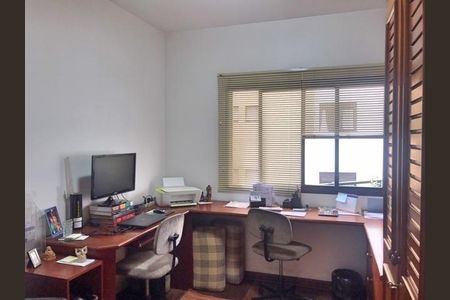 Apartamento à venda com 153m², 4 quartos e 2 vagas
