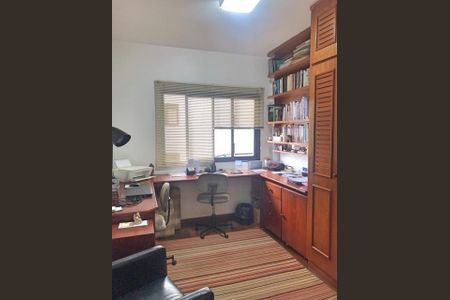 Apartamento à venda com 153m², 4 quartos e 2 vagas