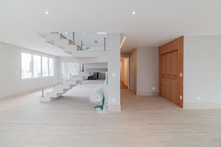 Apartamento à venda com 641m², 4 quartos e 4 vagasSala