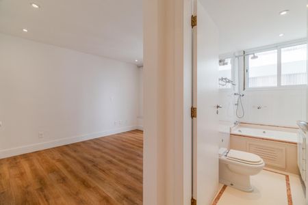 Apartamento à venda com 641m², 4 quartos e 4 vagasSuíte 3
