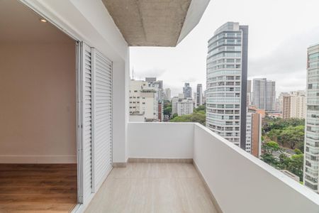 Apartamento à venda com 641m², 4 quartos e 4 vagasVaranda da Suíte 5