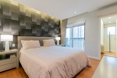 Apartamento à venda com 3 quartos, 192m² em Moema, São Paulo