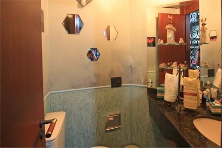 Casa à venda com 450m², 5 quartos e 4 vagas