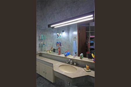 Casa à venda com 450m², 5 quartos e 4 vagas