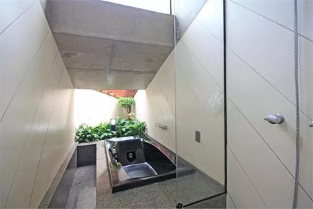 Casa à venda com 450m², 5 quartos e 4 vagas