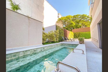 Apartamento à venda com 246m², 4 quartos e 4 vagas