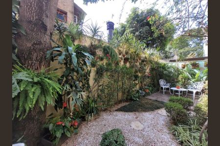 Casa à venda com 416m², 5 quartos e 4 vagas