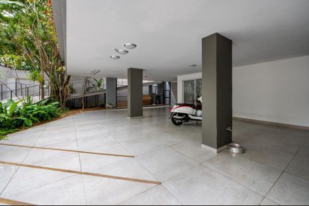 Casa à venda com 340m², 5 quartos e 6 vagas