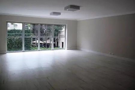Apartamento à venda com 4 quartos, 240m² em Higienópolis, São Paulo