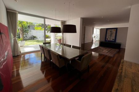 Apartamento à venda com 850m², 5 quartos e NaN vagas