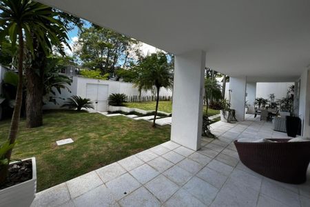 Apartamento à venda com 850m², 5 quartos e NaN vagas