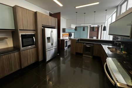 Apartamento à venda com 850m², 5 quartos e NaN vagas