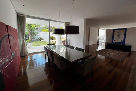 Apartamento à venda com 850m², 5 quartos e NaN vagas