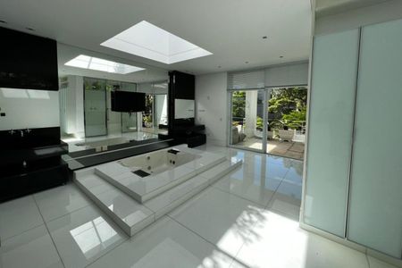 Apartamento à venda com 850m², 5 quartos e NaN vagas