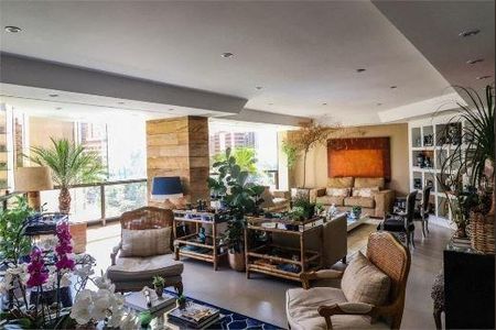 Apartamento à venda com 182m², 3 quartos e 3 vagas