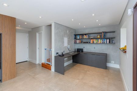 Apartamento à venda com 191m², 3 quartos e 3 vagas