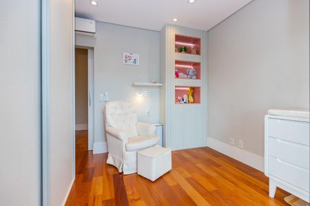 Apartamento à venda com 191m², 3 quartos e 3 vagas