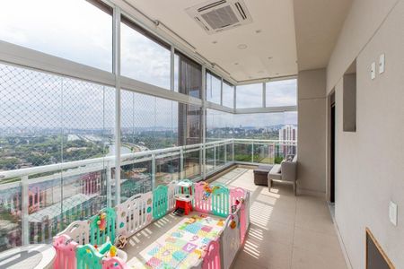 Apartamento à venda com 191m², 3 quartos e 3 vagas