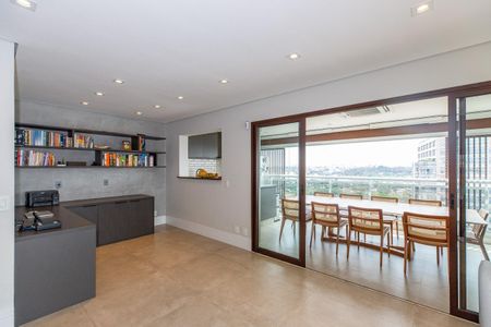 Apartamento à venda com 191m², 3 quartos e 3 vagas
