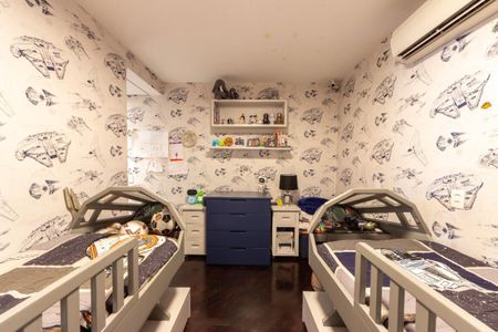 Apartamento à venda com 212m², 3 quartos e 4 vagas