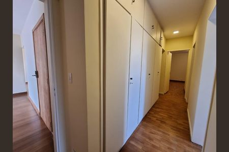 Apartamento à venda com 125m², 3 quartos e 1 vaga