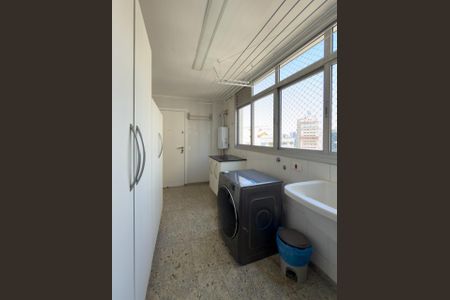 Apartamento à venda com 220m², 3 quartos e 2 vagas