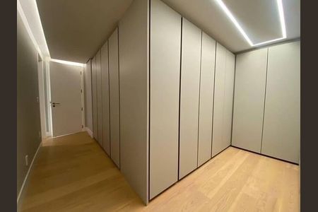 Apartamento à venda com 402m², 4 quartos e 5 vagas