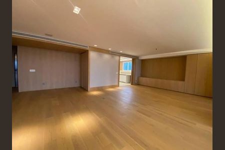 Apartamento à venda com 402m², 4 quartos e 5 vagas