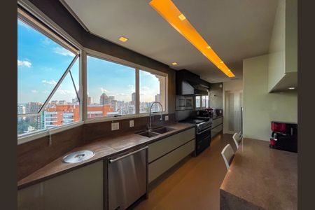 Apartamento à venda com 356m², 3 quartos e 5 vagas