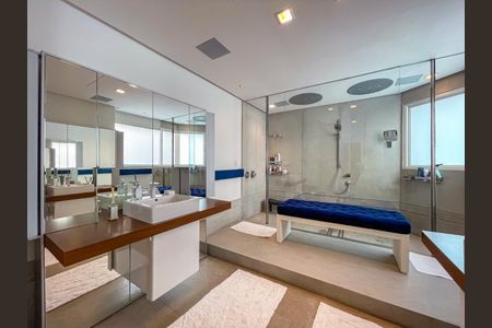 Apartamento à venda com 356m², 3 quartos e 5 vagas
