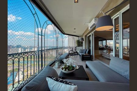 Apartamento à venda com 356m², 3 quartos e 5 vagas