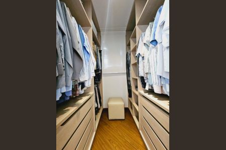 Apartamento à venda com 170m², 3 quartos e 4 vagas