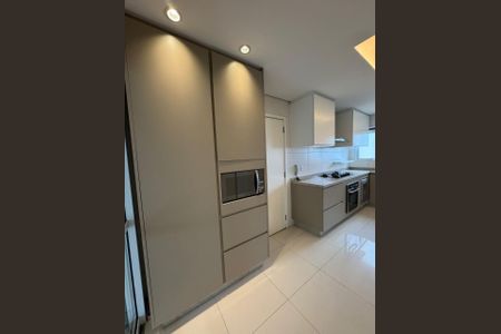Apartamento à venda com 158m², 3 quartos e 4 vagas