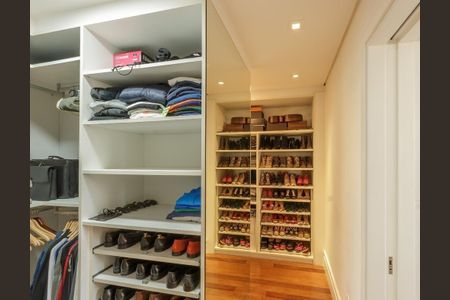 Apartamento à venda com 311m², 4 quartos e 4 vagas