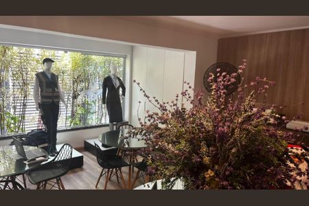 Casa à venda com 3 quartos, 370m² em Brooklin, São Paulo