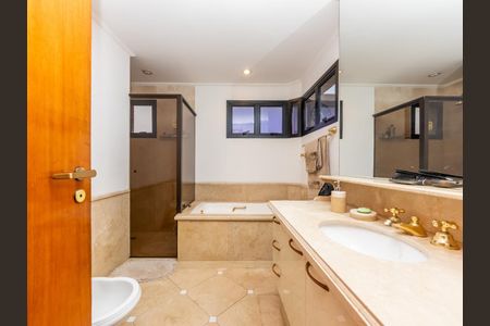 Apartamento à venda com 260m², 4 quartos e 4 vagas