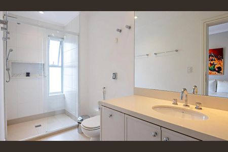 Apartamento à venda com 245m², 3 quartos e 3 vagas