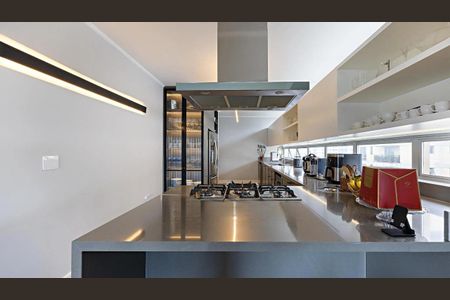 Apartamento à venda com 245m², 3 quartos e 3 vagas