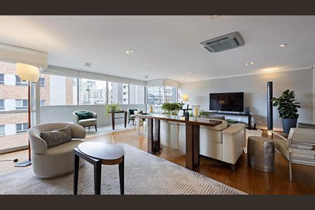 Apartamento à venda com 245m², 3 quartos e 3 vagas