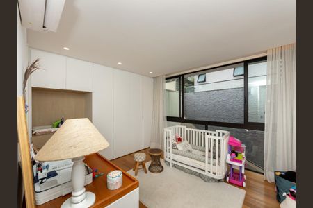 Casa à venda com 537m², 3 quartos e 3 vagas