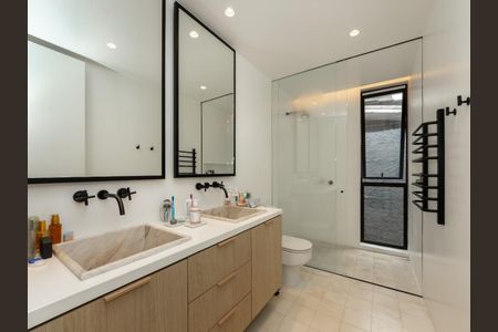 Casa à venda com 537m², 3 quartos e 3 vagas
