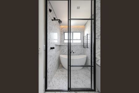 Apartamento à venda com 243m², 3 quartos e 4 vagas