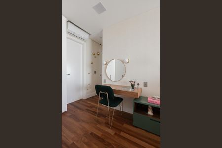 Apartamento à venda com 243m², 3 quartos e 4 vagas