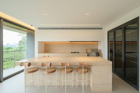 Apartamento à venda com 252m², 3 quartos e 4 vagas