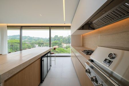 Apartamento à venda com 252m², 3 quartos e 4 vagas