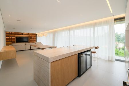 Apartamento à venda com 252m², 3 quartos e 4 vagas