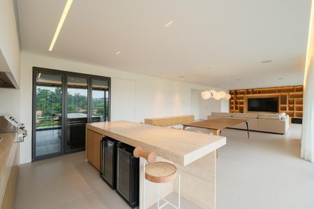 Apartamento à venda com 252m², 3 quartos e 4 vagas