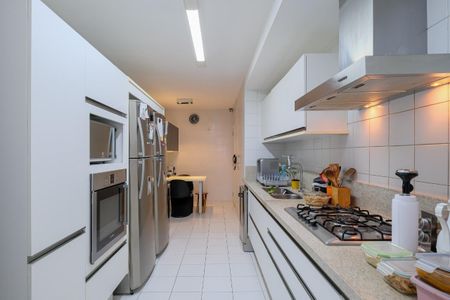 Apartamento à venda com 185m², 3 quartos e 3 vagas